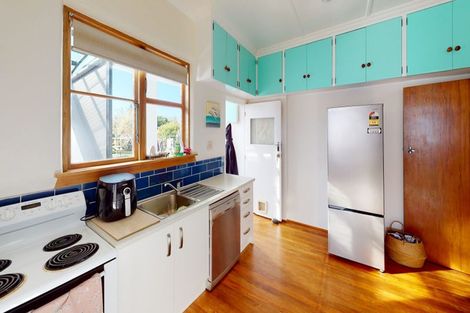 Photo of property in 12 Quick Avenue, Aramoho, Whanganui, 4500