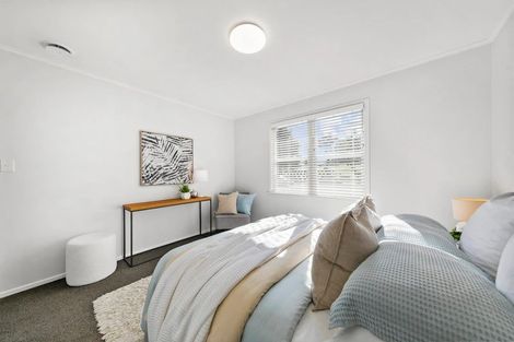 Photo of property in 2/17 Settlement Road, Papakura, 2110