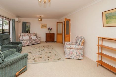 Photo of property in 12a Rimmington Drive, Hamilton Lake, Hamilton, 3204