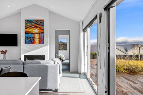 Photo of property in 8 The Heights Avenue, Wanaka, 9305