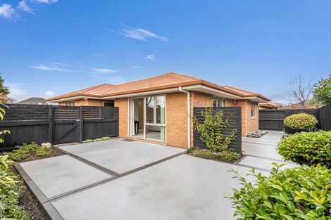 Photo of property in 1/117 Yaldhurst Road, Sockburn, Christchurch, 8042