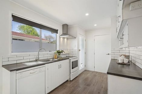 Photo of property in 35 Bayview Road, Bayview, Auckland, 0629