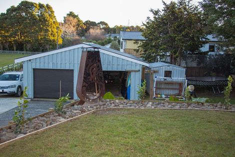 Photo of property in 13a East Street, Raglan, 3225