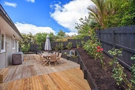 Photo of property in 48 Queenstown Road, Onehunga, Auckland, 1061