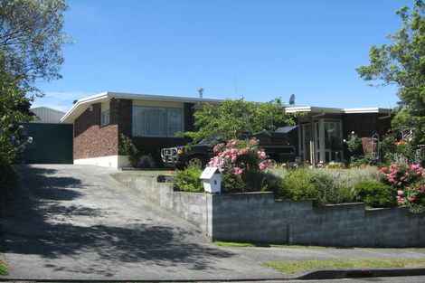 Photo of property in 1 Cornish Place, Feilding, 4702