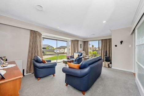 Photo of property in 80 Saint Andrews Terrace, St Andrews, Hamilton, 3200
