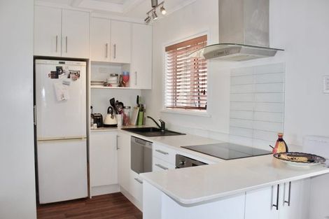 Photo of property in 5c Rosebank Road, Avondale, Auckland, 1026