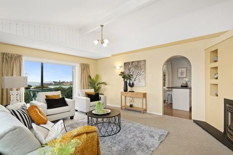 Photo of property in 29 Harbour View Road, Harbour View, Lower Hutt, 5010