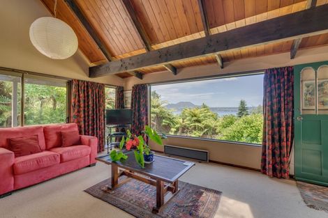 Photo of property in 18 Brunette Drive, Acacia Bay, Taupo, 3330