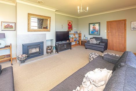 Photo of property in 4 Shakespeare Road, Bastia Hill, Whanganui, 4500