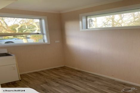 Photo of property in 24 Sutherland Crescent, Westbrook, Palmerston North, 4412