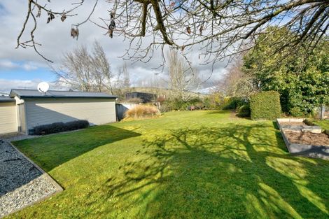 Photo of property in 42 Newburn Street, Waikaia, 9778