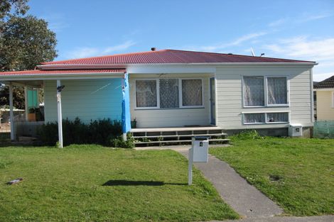 Photo of property in 4 Wicklow Grove, Wainuiomata, Lower Hutt, 5014