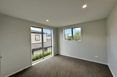 Photo of property in 8/51 Wharf Road, Te Atatu Peninsula, Auckland, 0610