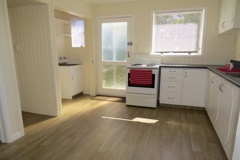 Photo of property in 2/12 Wanstead Place, Woolston, Christchurch, 8062