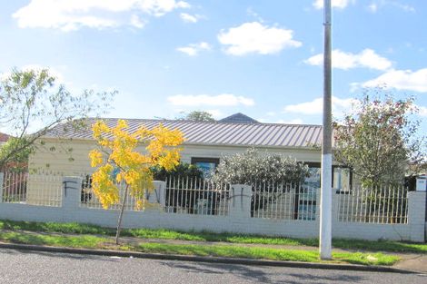 Photo of property in 36 Boundary Road, Clover Park, Auckland, 2019