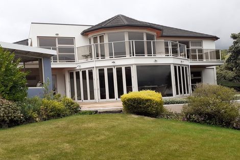 Photo of property in 76 Glenstrae Road, Redcliffs, Christchurch, 8081