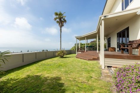 Photo of property in 8 Lambton Road, Hospital Hill, Napier, 4110