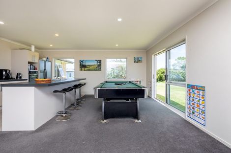 Photo of property in 48 Omana Avenue, Shelly Beach, Helensville, 0874