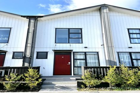 Photo of property in 60 Manarini Road, Westgate, Auckland, 0614