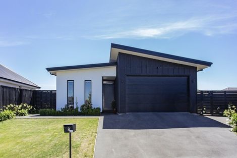 Photo of property in 9 Highgate Drive, Rangiora, 7400