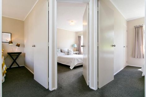 Photo of property in 27 Kiddle Drive, Hilltop, Taupo, 3330