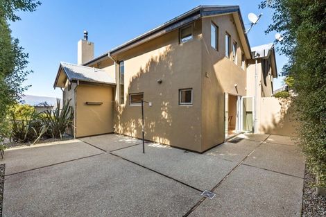 Photo of property in 34b Greenstone Place, Fernhill, Queenstown, 9300