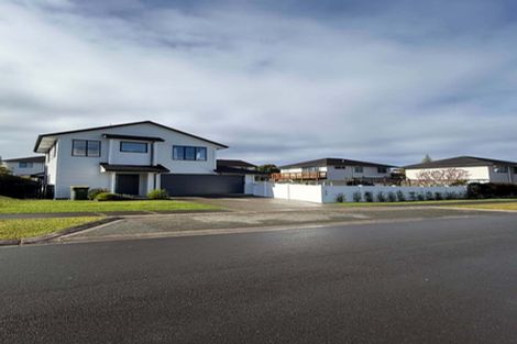 Photo of property in 6 Maylee Crescent, Gulf Harbour, Whangaparaoa, 0930