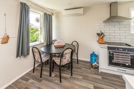 Photo of property in 90 Harper Street, Gonville, Whanganui, 4501