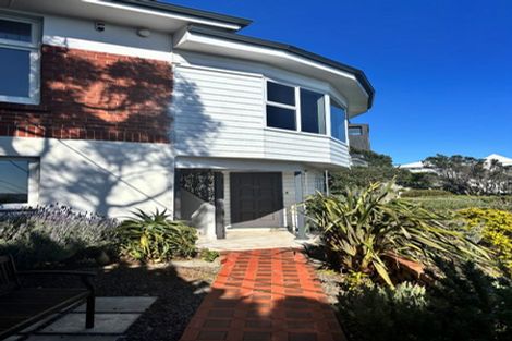 Photo of property in 8 Roseneath Terrace, Roseneath, Wellington, 6011