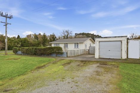 Photo of property in 4 Station Road, Hunterville, 4730