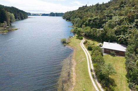 Photo of property in 11 Chingford Road, Lake Rotoma, Rotorua, 3074