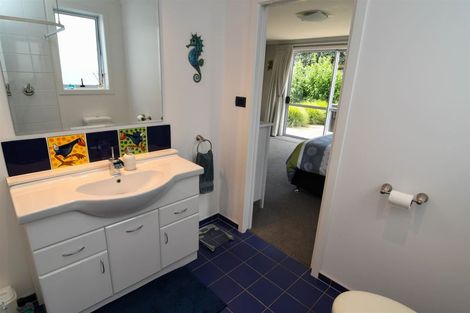 Photo of property in 25 Admiralty Place, Waikawa, Picton, 7220