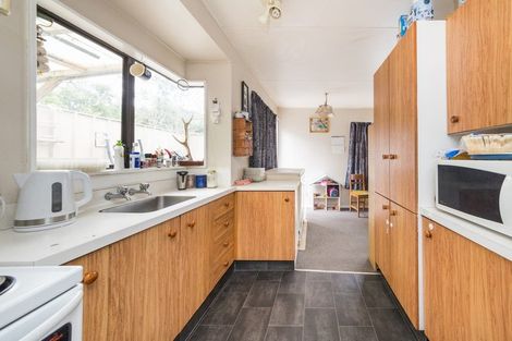 Photo of property in 21 Dahlstrom Grove, Kelvin Grove, Palmerston North, 4414