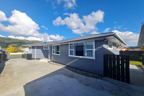 Photo of property in 261 Wellington Road, Wainuiomata, Lower Hutt, 5014
