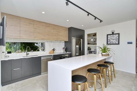 Photo of property in 1 Tara Crescent, Woodend, 7610