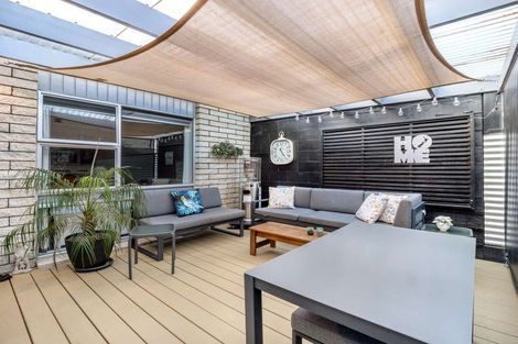 Photo of property in 2 Langley Avenue, Milson, Palmerston North, 4414