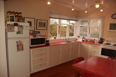Photo of property in 8 Gwyn Street, Broad Bay, Dunedin, 9014
