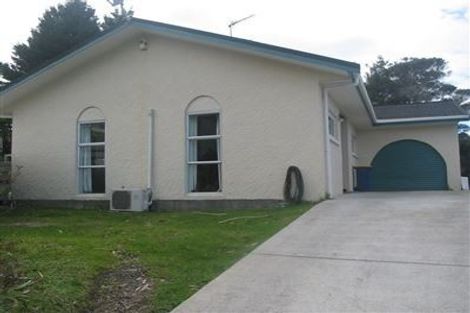 Photo of property in 28 Brunton Place, Glenfield, Auckland, 0629