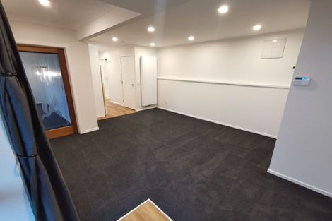 Photo of property in 2 Jenness Grove, Harbour View, Lower Hutt, 5010