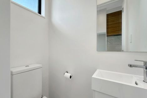 Photo of property in 140 Tiriwa Drive, Massey, Auckland, 0614