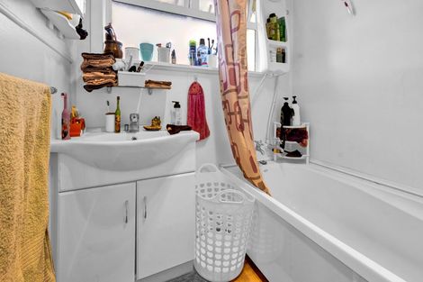 Photo of property in 99 Hathaway Street, Stratford, 4332