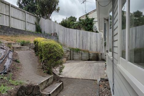 Photo of property in 602 East Coast Road, Pinehill, Auckland, 0630