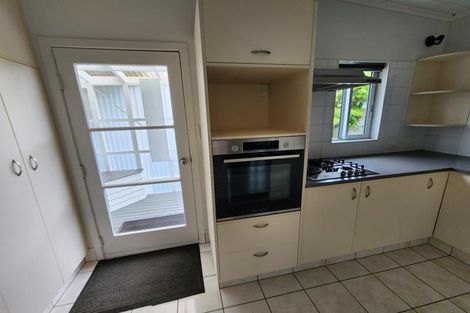Photo of property in 26 William Street, Waikanae Beach, Waikanae, 5036