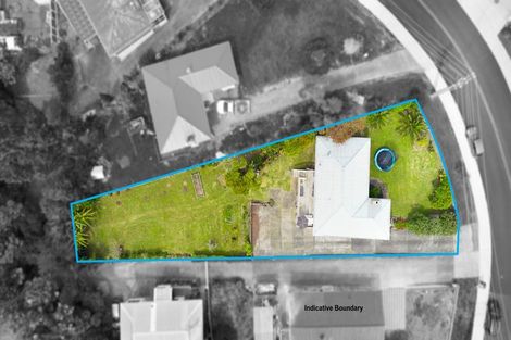 Photo of property in 7 Kelwyn Road, Kelston, Auckland, 0602