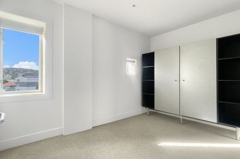 Photo of property in St Pauls Apartments, 32/43 Mulgrave Street, Thorndon, Wellington, 6011