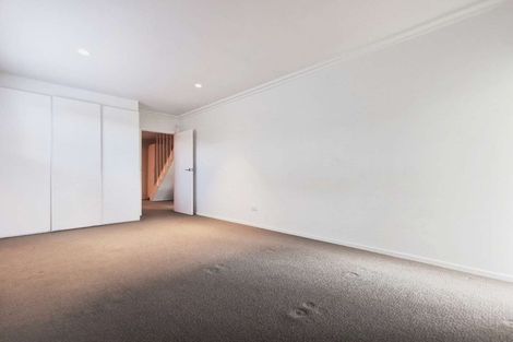 Photo of property in 2/5 Nigel Road, Browns Bay, Auckland, 0630