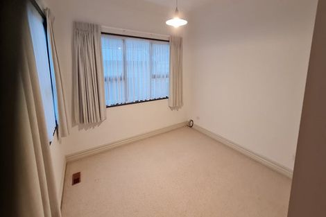 Photo of property in 10 Glamis Avenue, Strathmore Park, Wellington, 6022