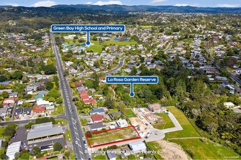 Photo of property in 83 Godley Road, Green Bay, Auckland, 0604