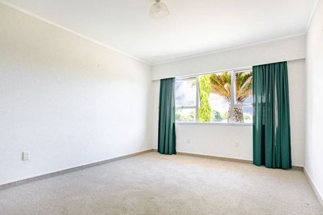 Photo of property in 208 Adelaide Road, Dannevirke, 4930